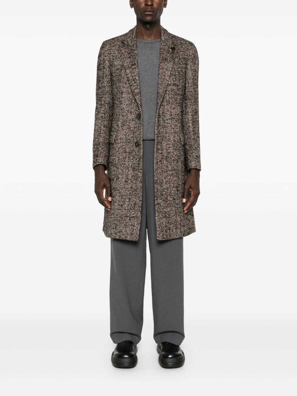 Lardini brooch-detail Coat Brown Men Single Breasted Coats Maison-Kitsune